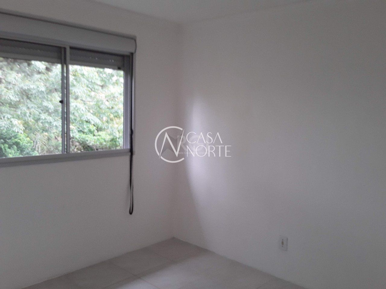 Apartamento à venda com 2 quartos, 45m², 1 vaga, Estrada João de Oliveira Remiao no bairro Lomba do Pinheiro em Porto Alegre