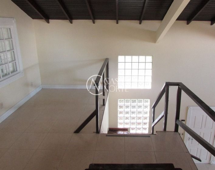 Casa à venda com 2 quartos, 170m², 1 suíte, 3 vagas, Avenida Beira Rio no bairro Belém Novo em Porto Alegre