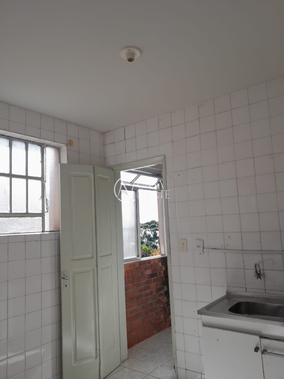 Apartamento à venda com 2 quartos, 49m², 1 vaga, Jacui no bairro Cristal em Porto Alegre