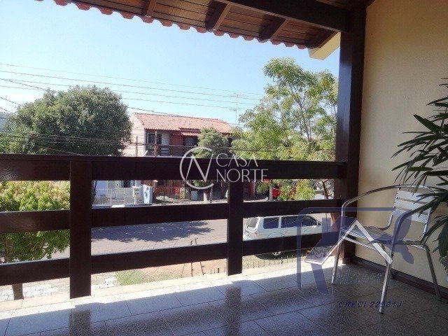 Casa à venda com 4 quartos, 318m², 1 suíte, 4 vagas, Avenida José Correa da Silva no bairro Cavalhada em Porto Alegre