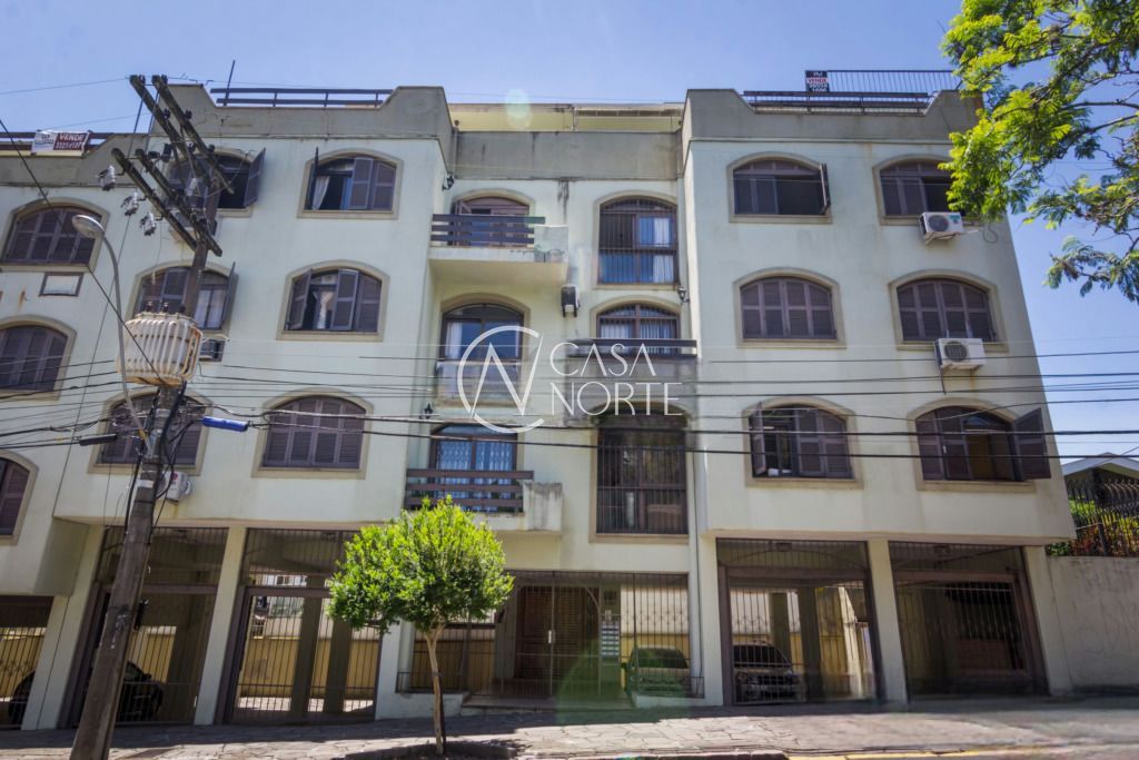 Cobertura à venda com 3 quartos, 152m², 1 suíte, 1 vaga, Rua Inhanduí no bairro Cristal em Porto Alegre