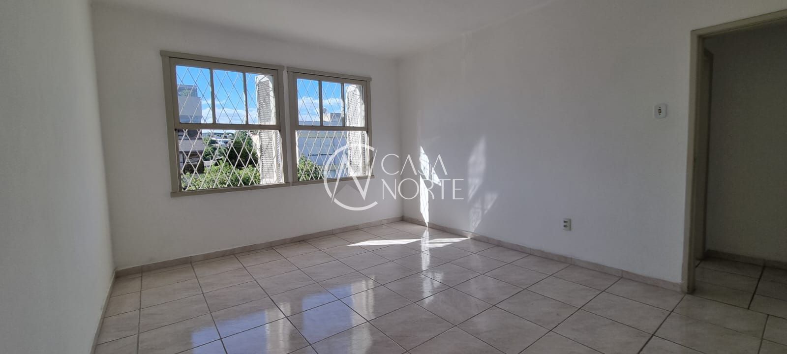 Apartamento à venda com 3 quartos, 106m², Rua Fonseca Ramos no bairro Medianeira em Porto Alegre