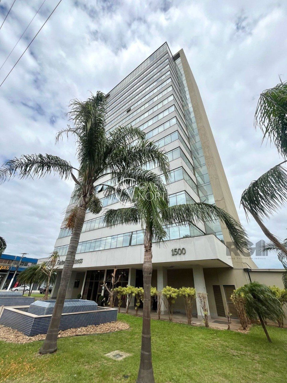 Sala Comercial à venda , 33m², Rua Santos Dumont no bairro São Geraldo em Porto Alegre