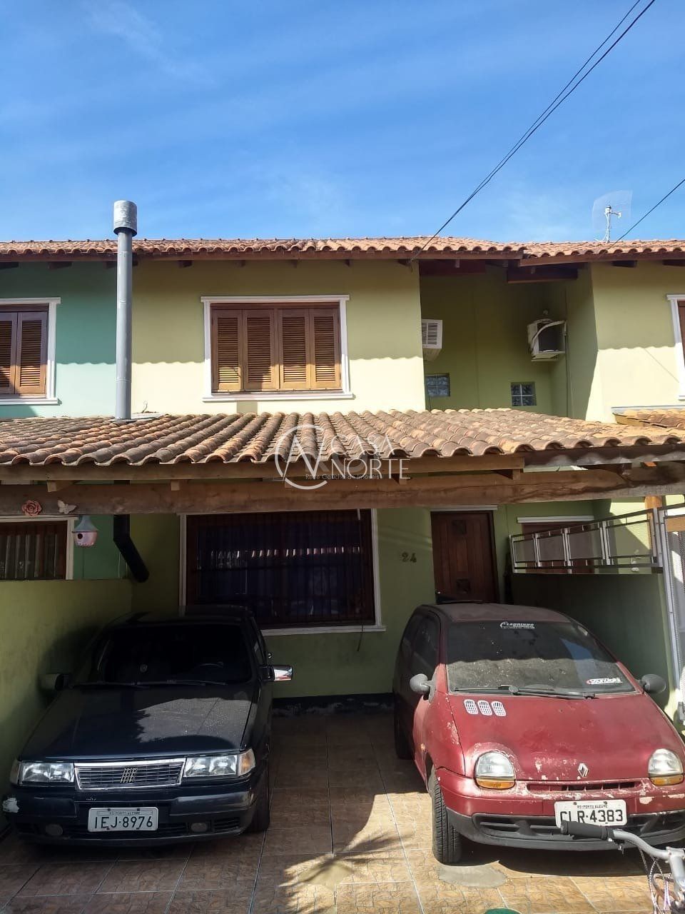 Casa à venda com 3 quartos, 90m², 2 vagas, Rua Padre Roberto Landell de Moura no bairro Hípica em Porto Alegre