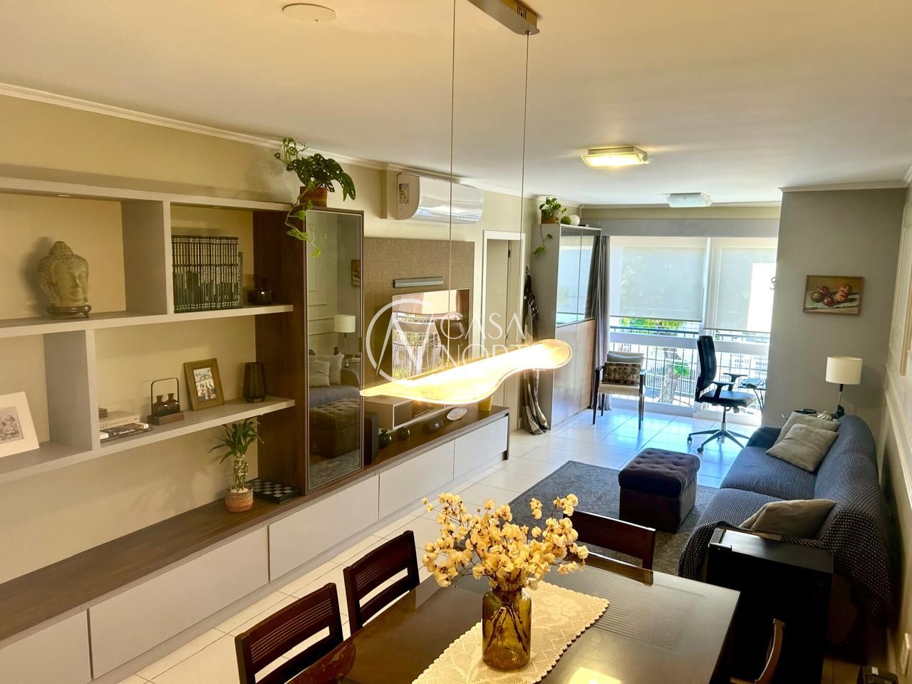 Apartamento à venda com 3 quartos, 102m², 1 suíte, 2 vagas, Avenida José Gertum no bairro Chácara das Pedras em Porto Alegre