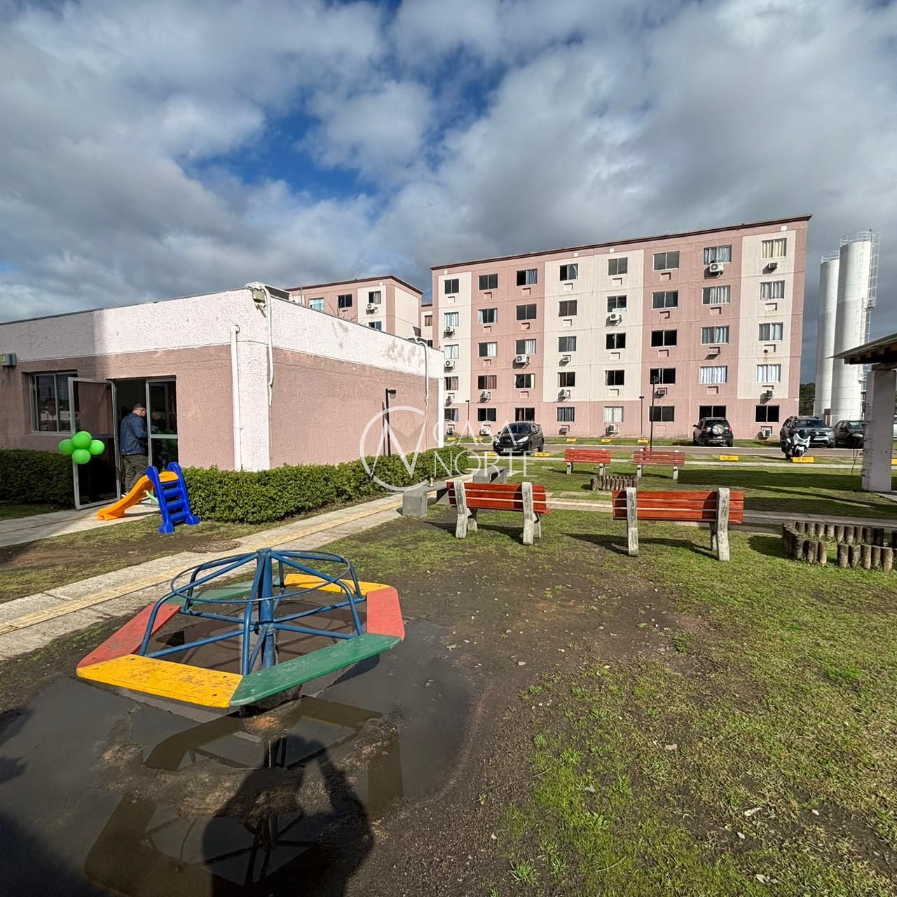 Apartamento à venda com 2 quartos, 40m², 1 vaga, Rua José Iuchno no bairro Hípica em Porto Alegre