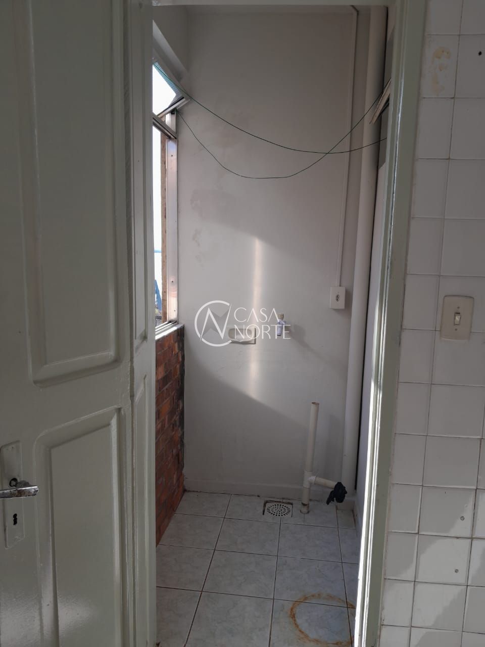 Apartamento à venda com 2 quartos, 49m², 1 vaga, Jacui no bairro Cristal em Porto Alegre