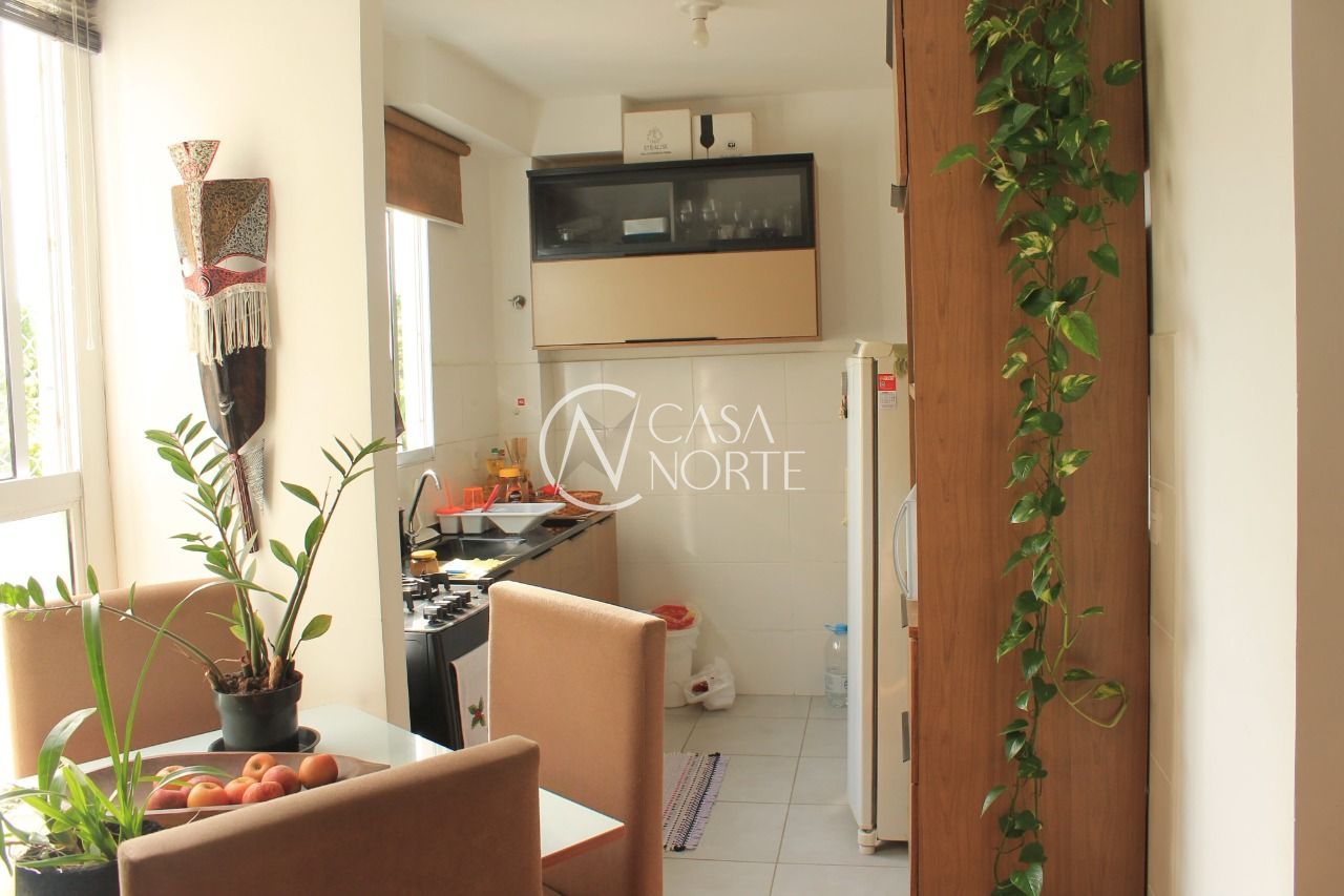 Apartamento à venda com 2 quartos, 42m², 1 vaga, Rua Sete Mil e Oito no bairro Restinga em Porto Alegre