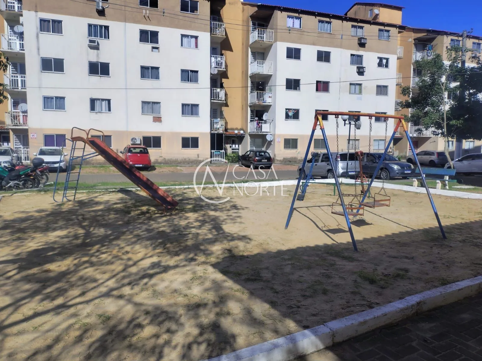 Apartamento à venda com 2 quartos, 45m², 1 vaga, Rua Laranjeiras no bairro Restinga em Porto Alegre