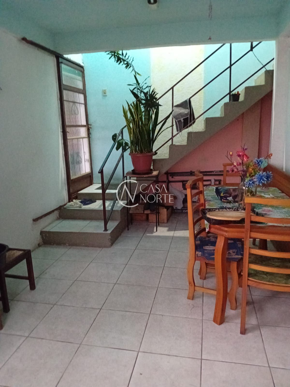 Casa à venda com 4 quartos, 215m², 1 vaga, Rua Doze de Outubro no bairro Partenon em Porto Alegre