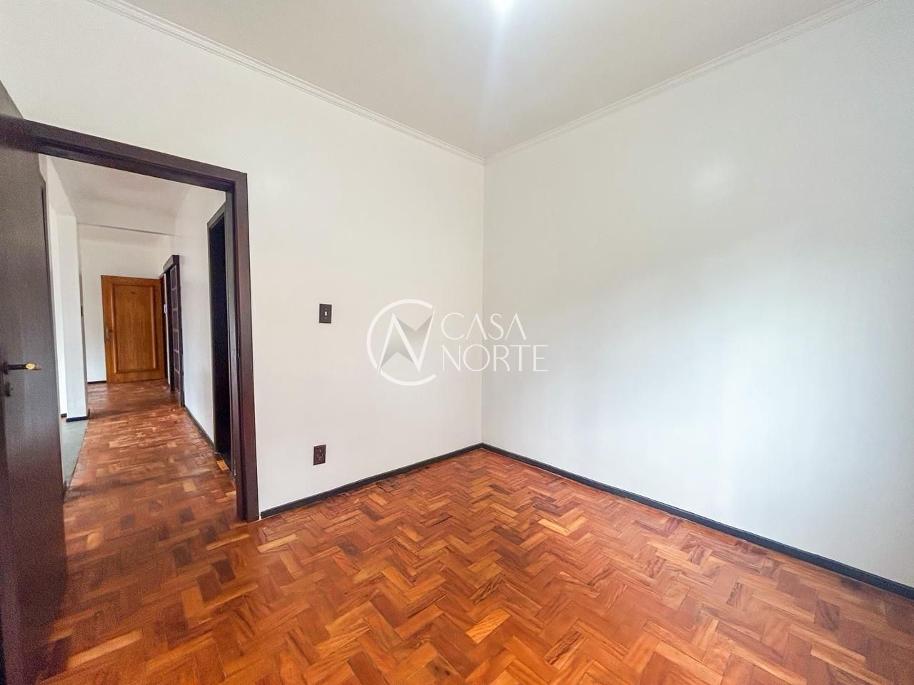 Apartamento à venda com 3 quartos, 65m², Rua Dante Gabriel Guimarães no bairro Camaquã em Porto Alegre
