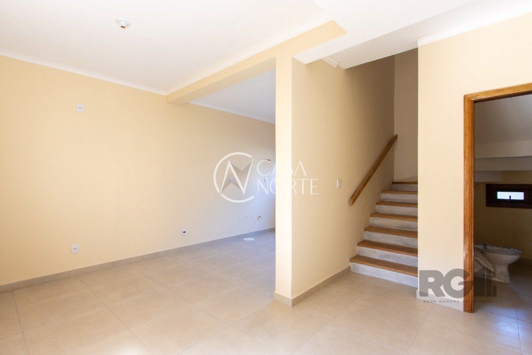 Casa de Condomínio à venda com 2 quartos, 71m², 1 vaga, Estrada dos Alpes no bairro Glória em Porto Alegre