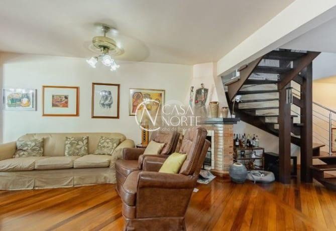 Casa de Condomínio à venda com 3 quartos, 165m², 1 suíte, Rua Manoel Lopes Meirelles no bairro Jardim Sabará em Porto Alegre