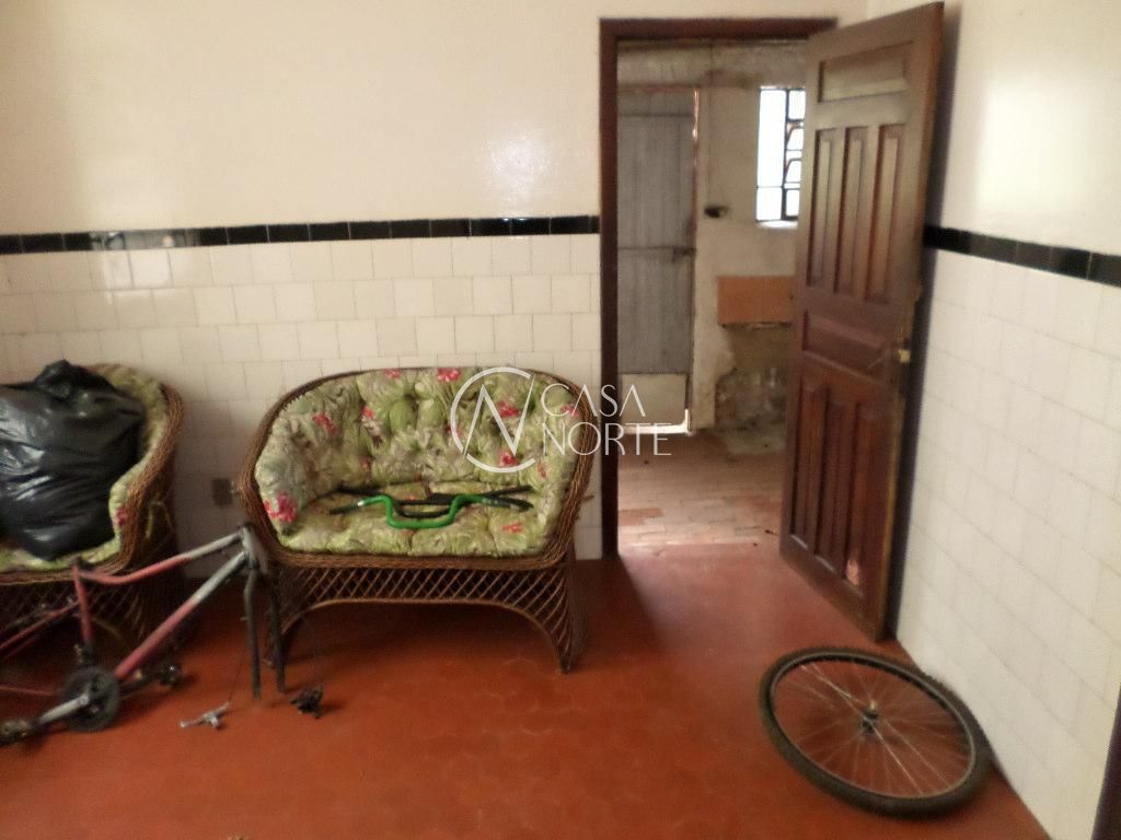 Casa à venda com 2 quartos, 50m², Rua Padre João Batista Reus no bairro Camaquã em Porto Alegre