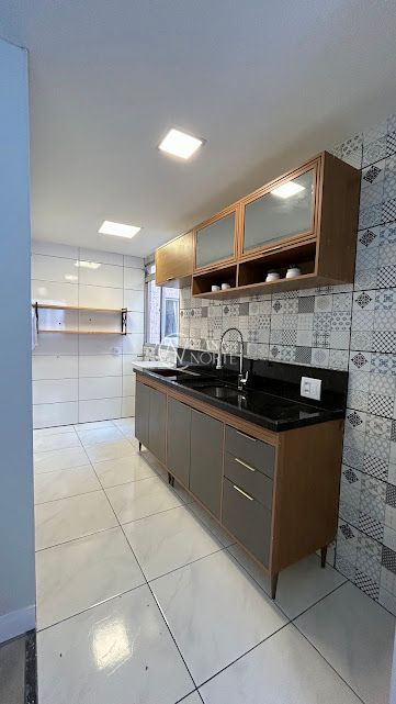 Apartamento à venda com 2 quartos, 40m², 1 vaga, Rua José Iuchno no bairro Hípica em Porto Alegre