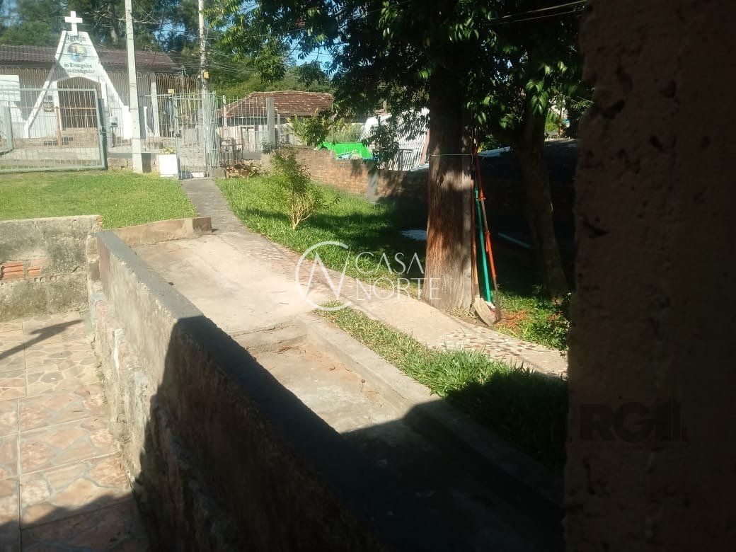 Terreno à venda  com 567m², Rua Cachoeira no bairro Nonoai em Porto Alegre