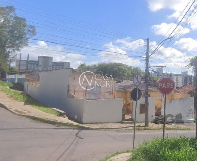 Terreno à venda  com 537m², Rua Doutor Mário Totta no bairro Tristeza em Porto Alegre