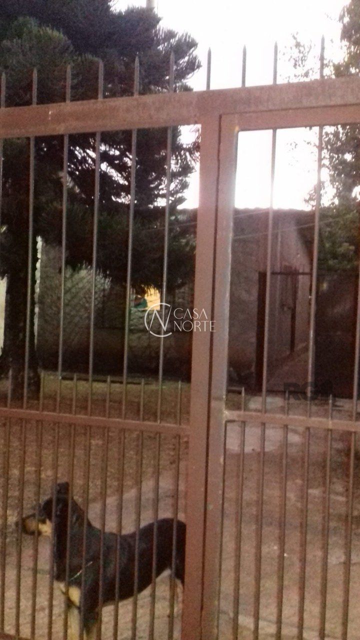 Terreno à venda  com 217m², Avenida Florianópolis no bairro Azenha em Porto Alegre