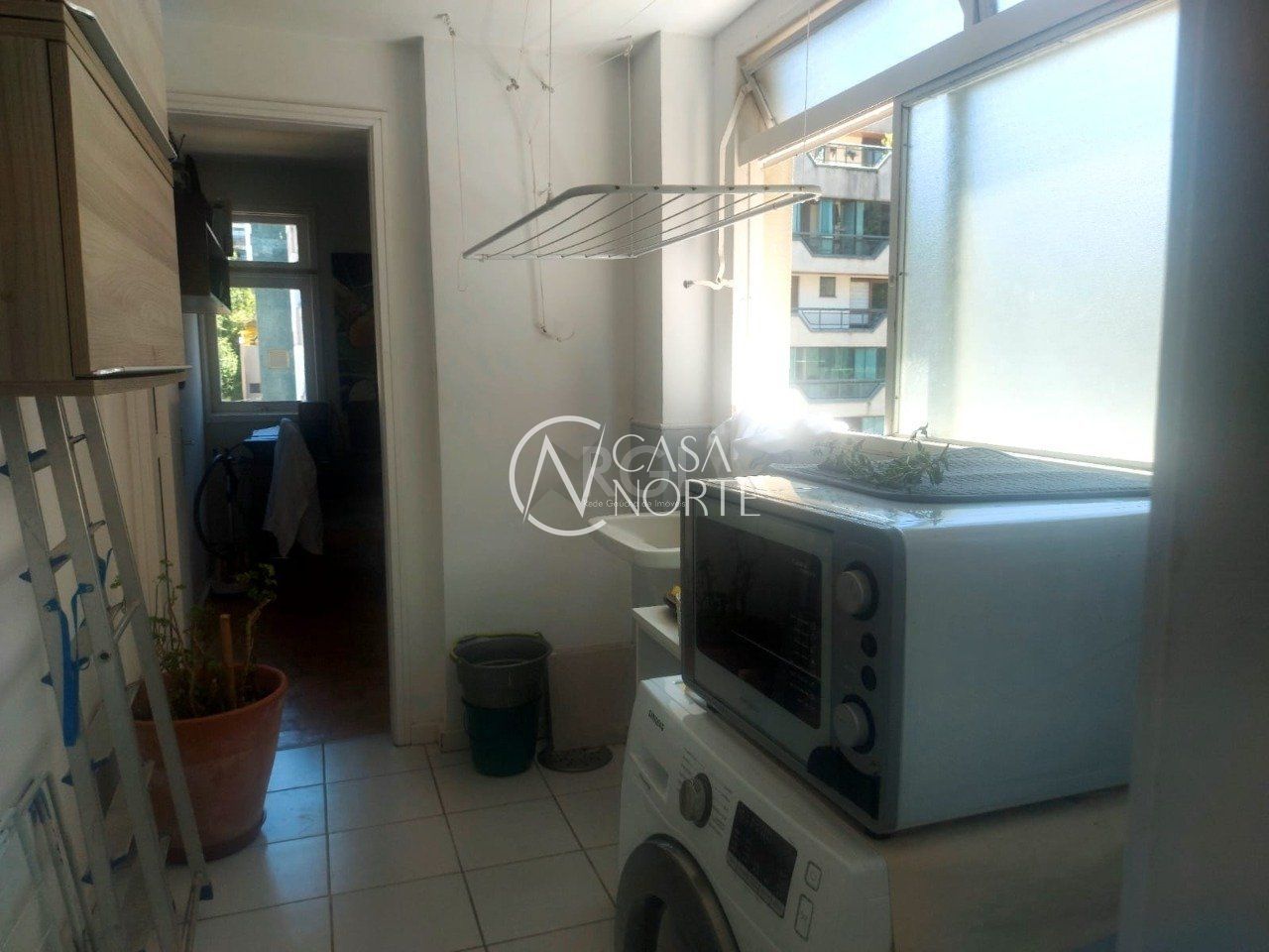Apartamento à venda com 4 quartos, 114m², 1 suíte, 2 vagas, Avenida Coronel Lucas de Oliveira no bairro Petrópolis em Porto Alegre