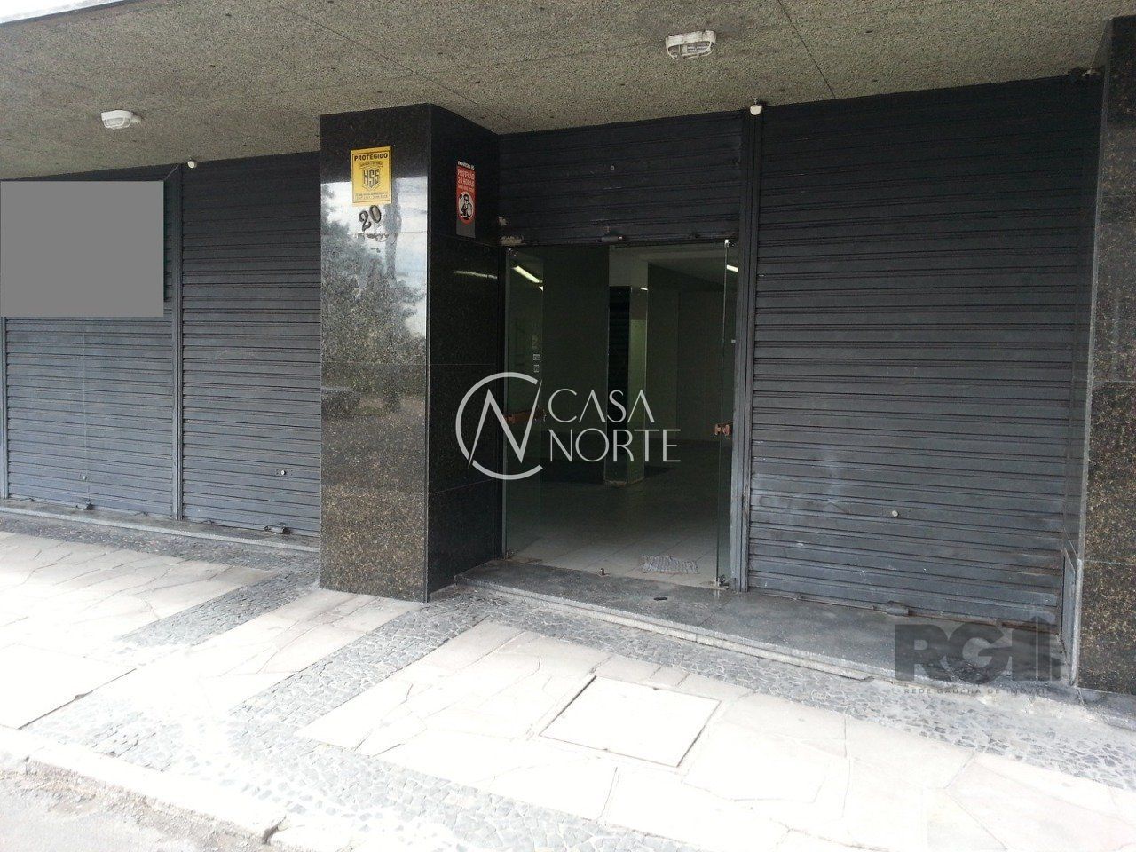 Loja à venda , 180m², Rua Coronel Vicente no bairro Centro Histórico em Porto Alegre