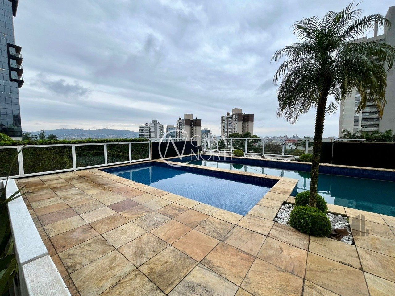 Apartamento à venda com 2 quartos, 72m², 1 suíte, 4 vagas, Gutemberg no bairro Petrópolis em Porto Alegre