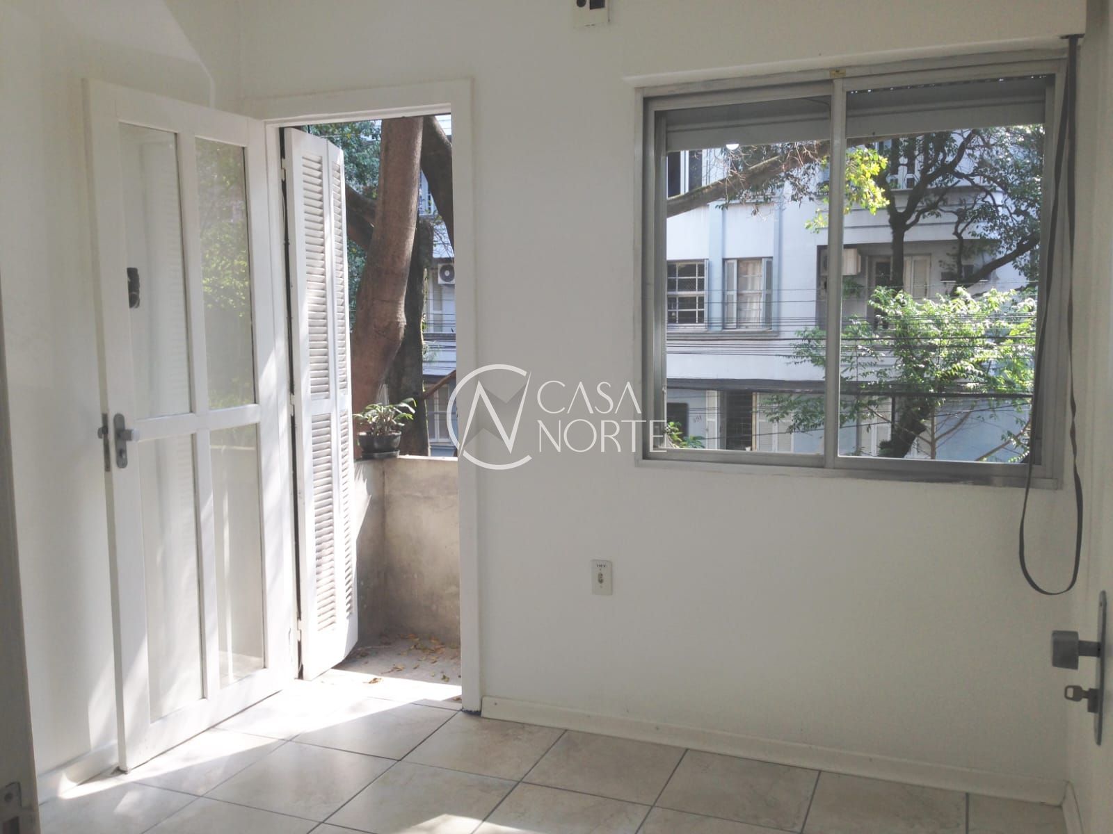 Apartamento à venda com 4 quartos, 117m², 1 suíte, Avenida Desembargador André da Rocha no bairro Centro Histórico em Porto Alegre