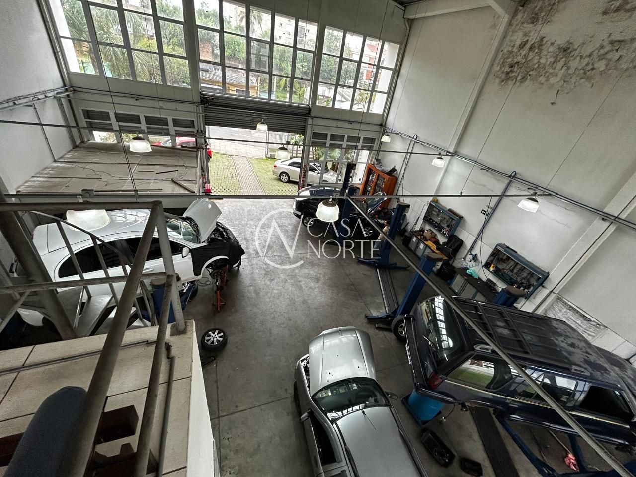 Prédio Comercial à venda com 2 quartos, 580m², 6 vagas, Rua Enes Bandeira no bairro Cristo Redentor em Porto Alegre