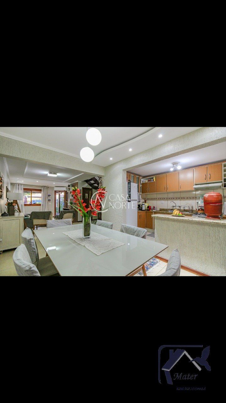 Casa à venda com 4 quartos, 159m², 1 suíte, 2 vagas, Rua Luis Felipe Monmany no bairro Espírito Santo em Porto Alegre