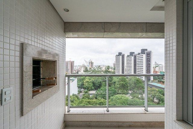 Apartamento à venda com 1 quarto, 48m², 1 vaga, Rua Mário Antunes da Cunha no bairro Petrópolis em Porto Alegre