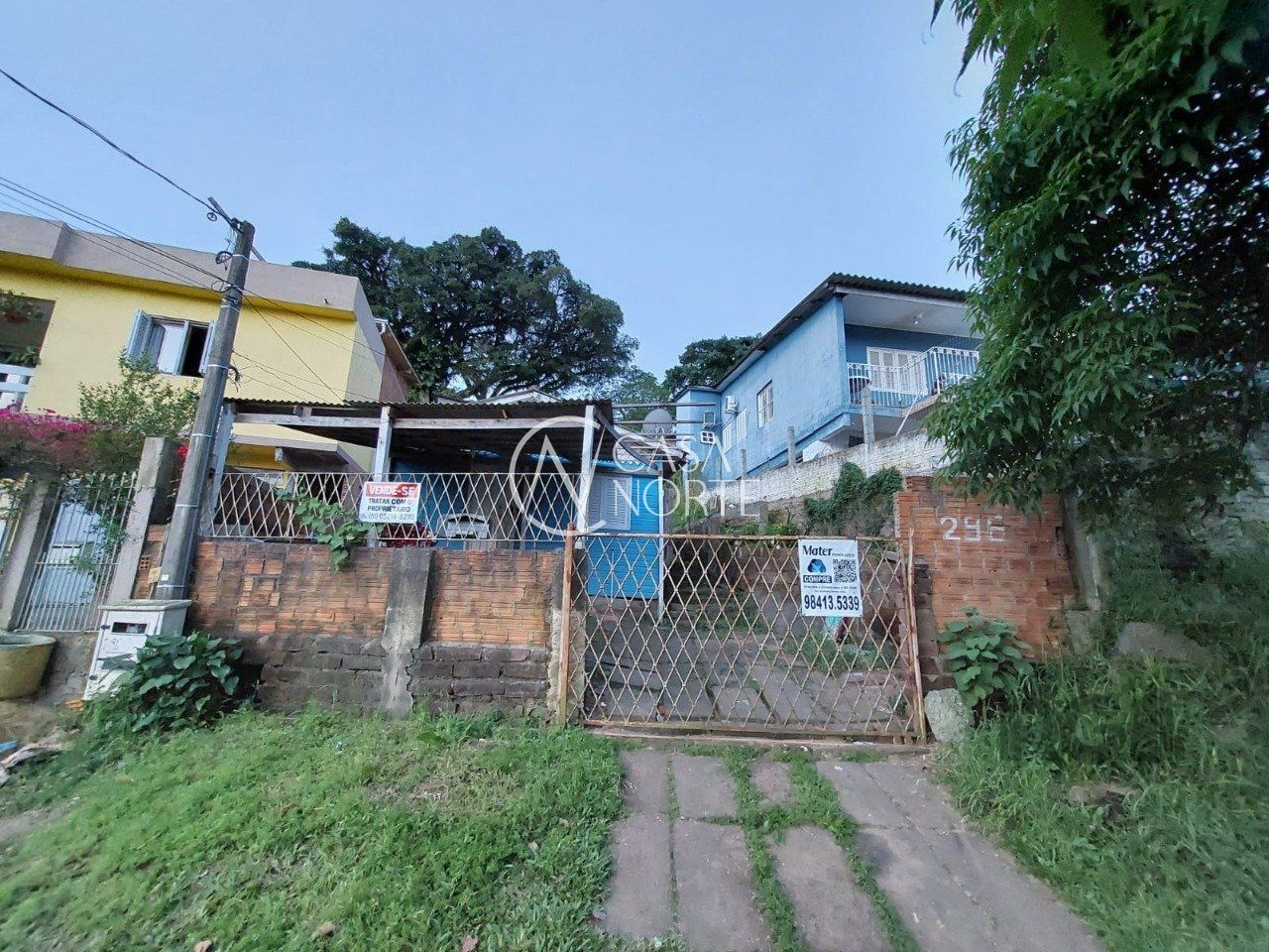 Casa à venda com 2 quartos, 197m², Estrada João Passuelo no bairro Vila Nova em Porto Alegre
