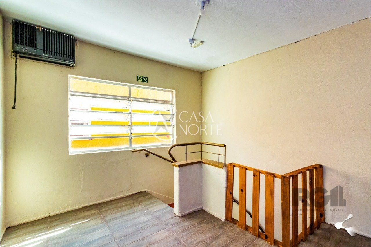 Loja à venda , 40m², Rua Doutor Ernesto Ludwig no bairro Chácara das Pedras em Porto Alegre