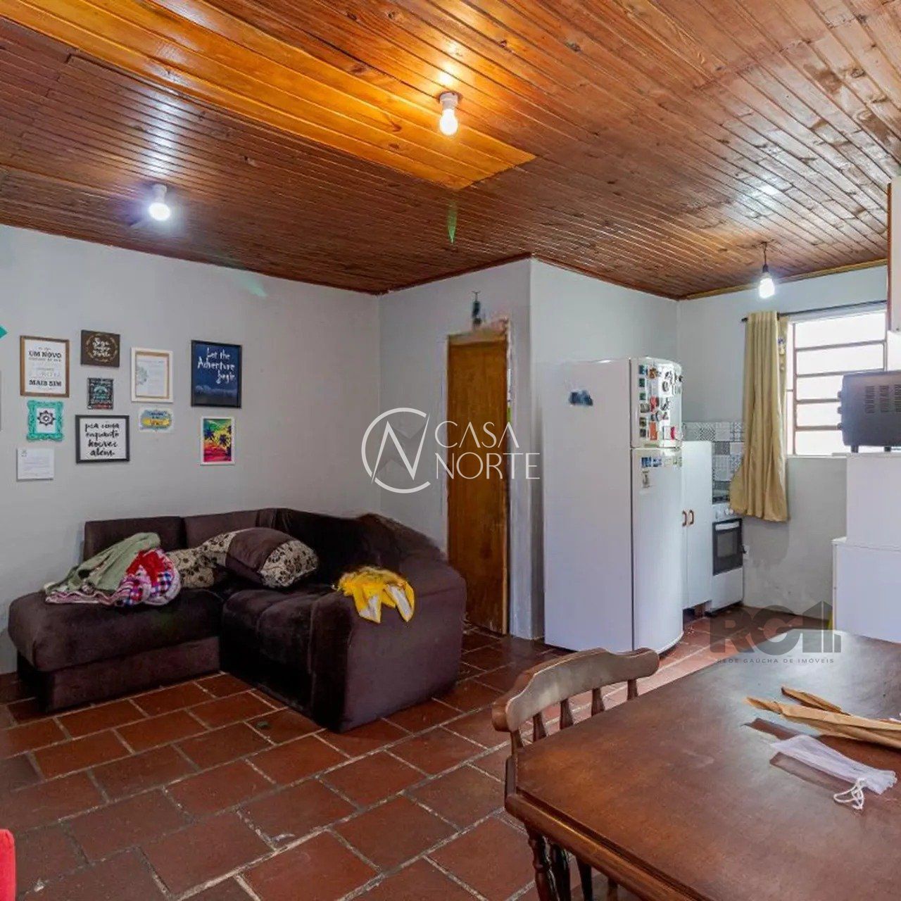 Casa à venda com 1 quarto, 88m², 1 vaga, Avenida Alberto Pasqualini no bairro Jardim Sabará em Porto Alegre