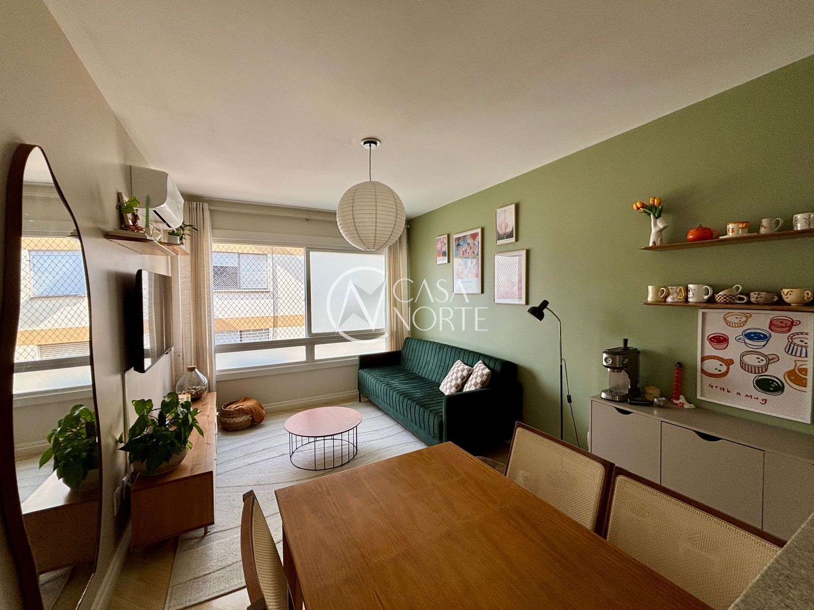 Apartamento à venda com 2 quartos, 78m², 1 suíte, 1 vaga, Rua Guilherme Alves no bairro Jardim Botânico em Porto Alegre