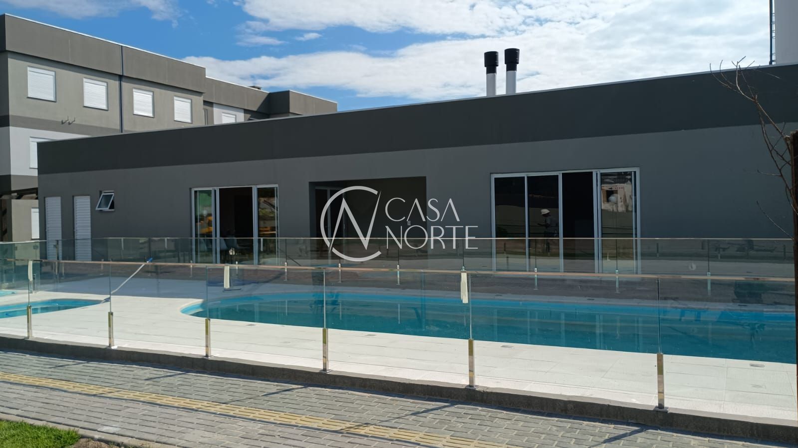 Apartamento Garden à venda com 2 quartos, 80m², 1 vaga, Orleaes no bairro Guarujá em Porto Alegre