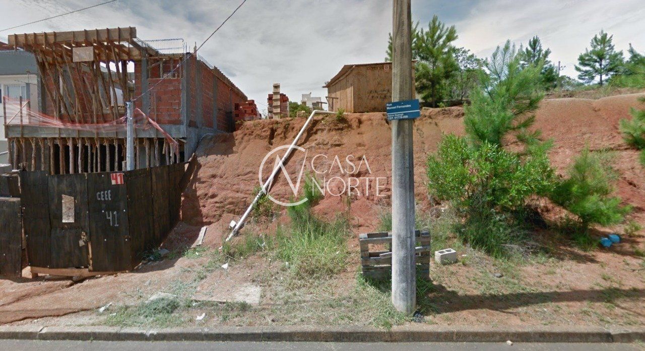 Terreno à venda  com 200m², Rua Manoel Fernandes no bairro Guarujá em Porto Alegre