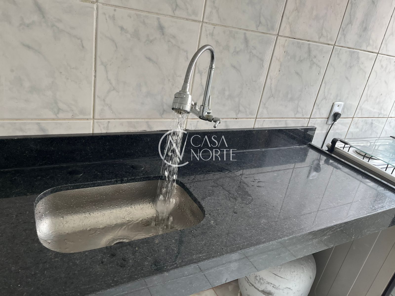 Apartamento à venda com 1 quarto, 42m², 1 vaga, Rua Ângelo Crivellaro no bairro Jardim do Salso em Porto Alegre