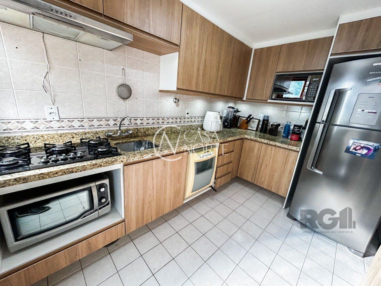 Apartamento à venda com 3 quartos, 91m², 1 suíte, 2 vagas, Rua Dea Coufal no bairro Ipanema em Porto Alegre