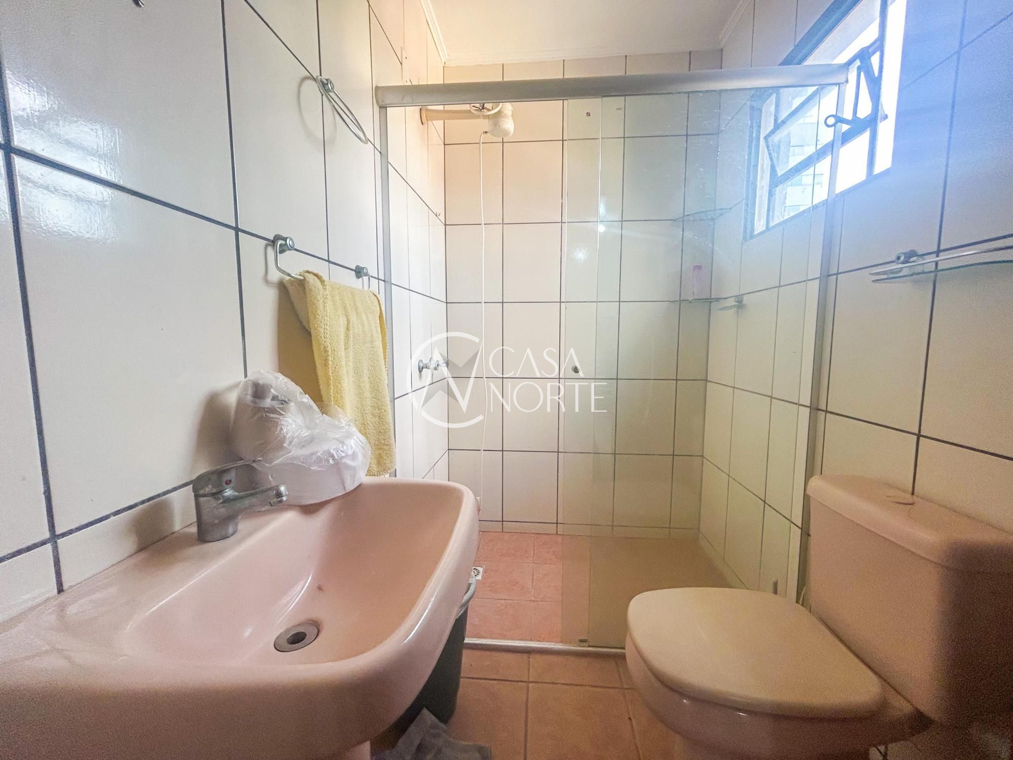 Prédio Comercial à venda com 15 quartos, 474m², 3 vagas, Avenida Érico Veríssimo no bairro Menino Deus em Porto Alegre