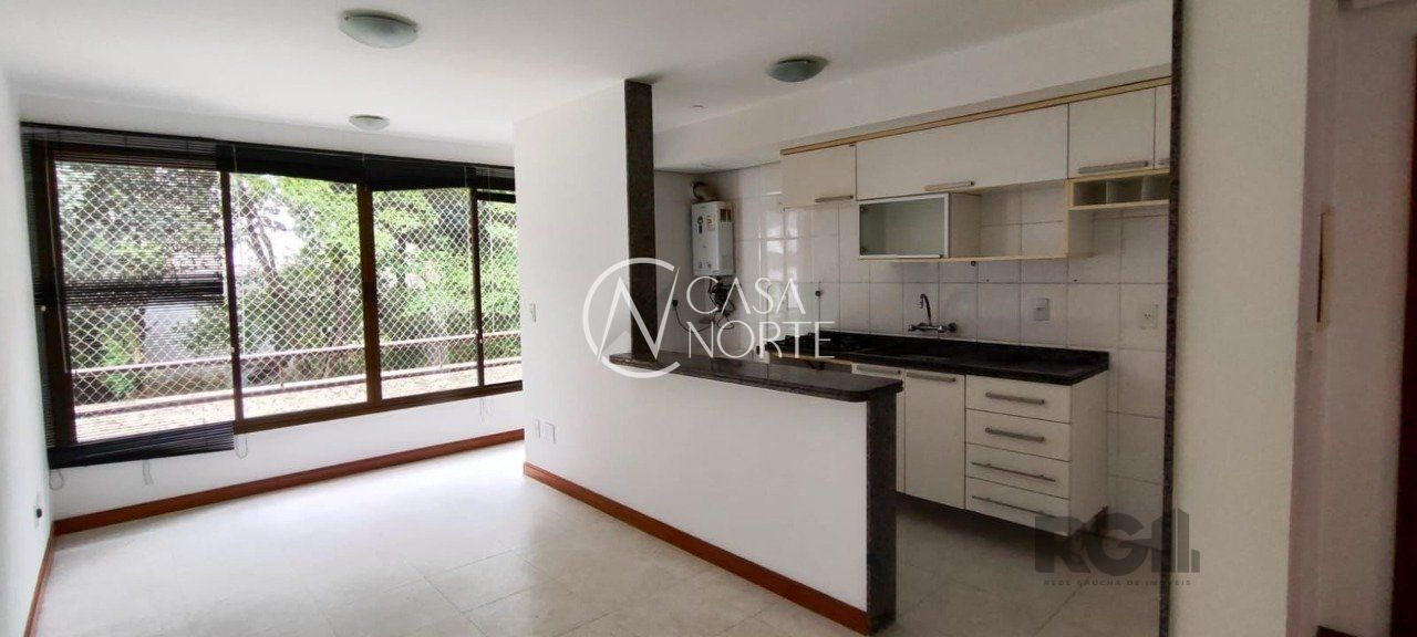 Apartamento à venda com 1 quarto, 50m², Avenida Cristóvão Colombo no bairro Floresta em Porto Alegre