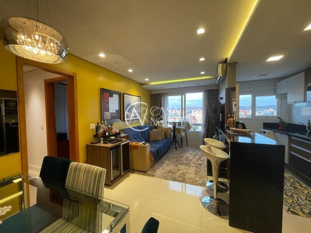 Apartamento à venda com 2 quartos, 64m², 1 suíte, 1 vaga, Rua General Lima e Silva no bairro Centro Histórico em Porto Alegre