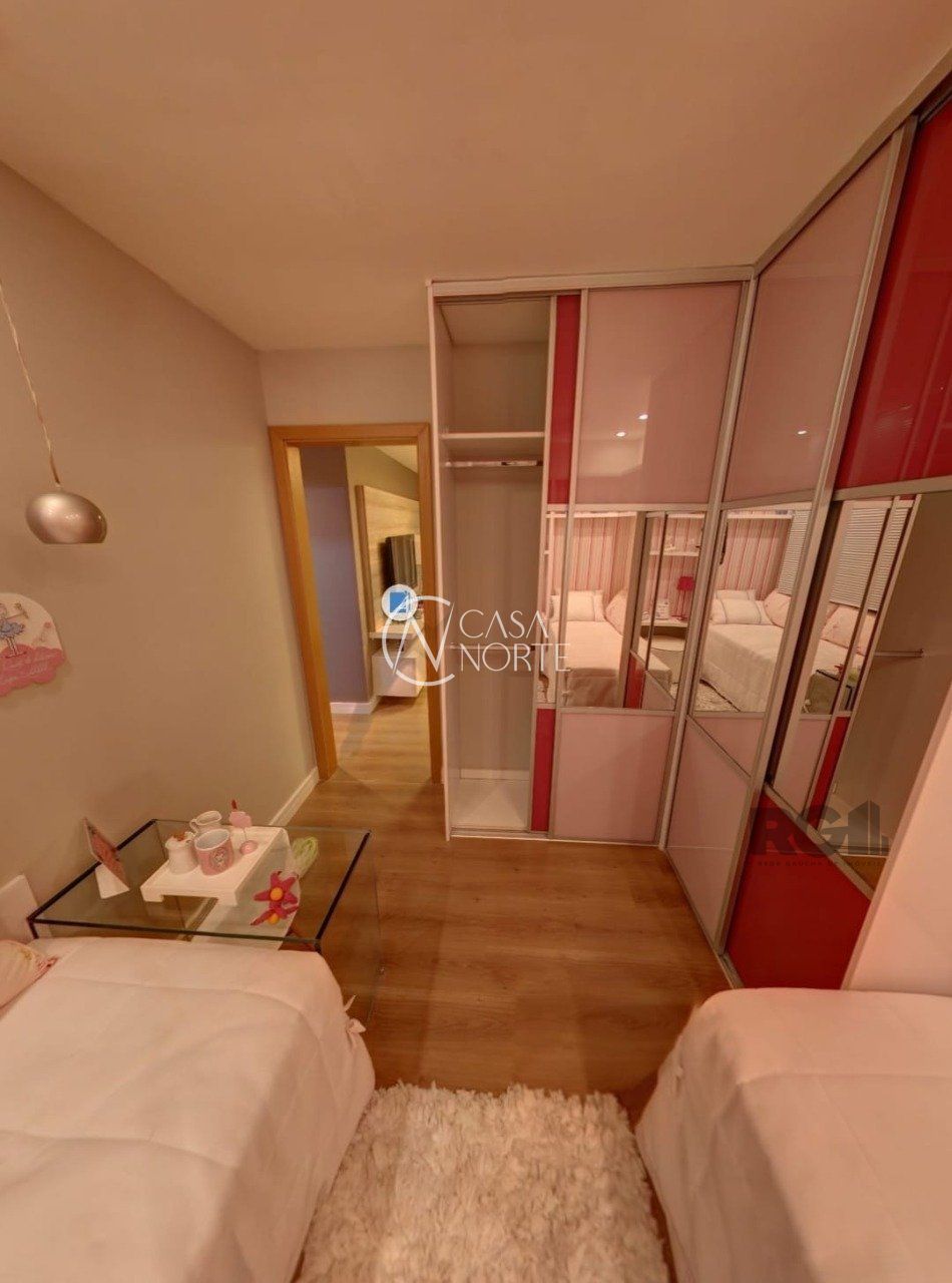 Apartamento à venda com 3 quartos, 81m², 1 suíte, 1 vaga, Rua Piauí no bairro Santa Maria Goretti em Porto Alegre