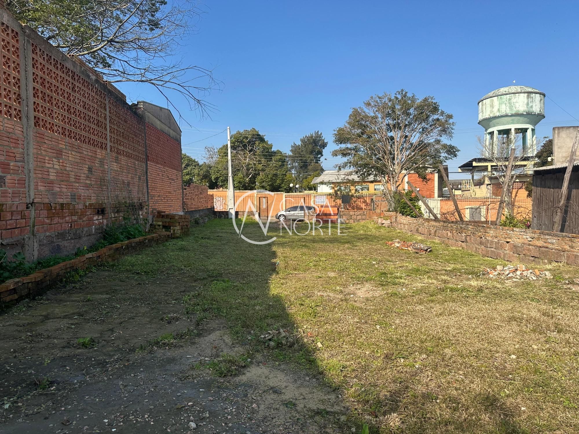 Terreno à venda  com 307m², Rua Florêncio Farias no bairro Belém Novo em Porto Alegre