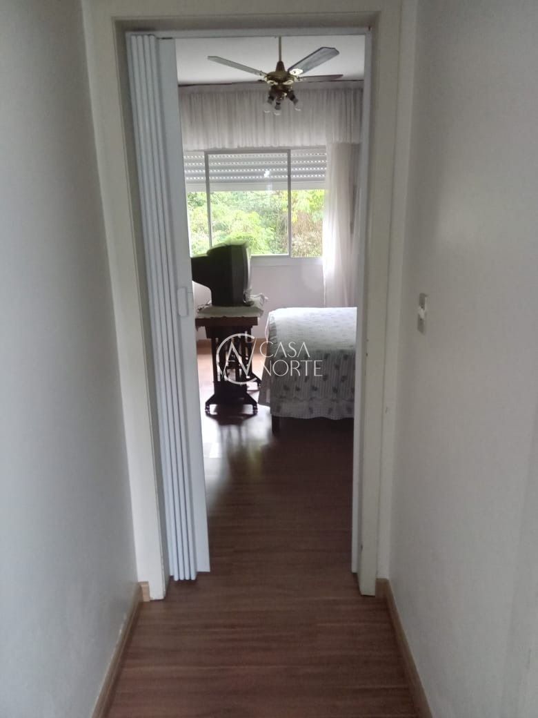 Apartamento à venda com 3 quartos, 107m², 1 vaga, Rua Professor Carvalho Freitas no bairro Teresópolis em Porto Alegre