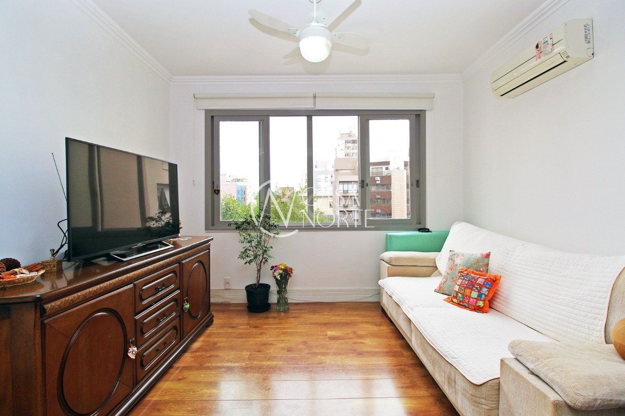 Apartamento à venda com 2 quartos, 77m², Rua Doutor Barros Cassal no bairro Floresta em Porto Alegre