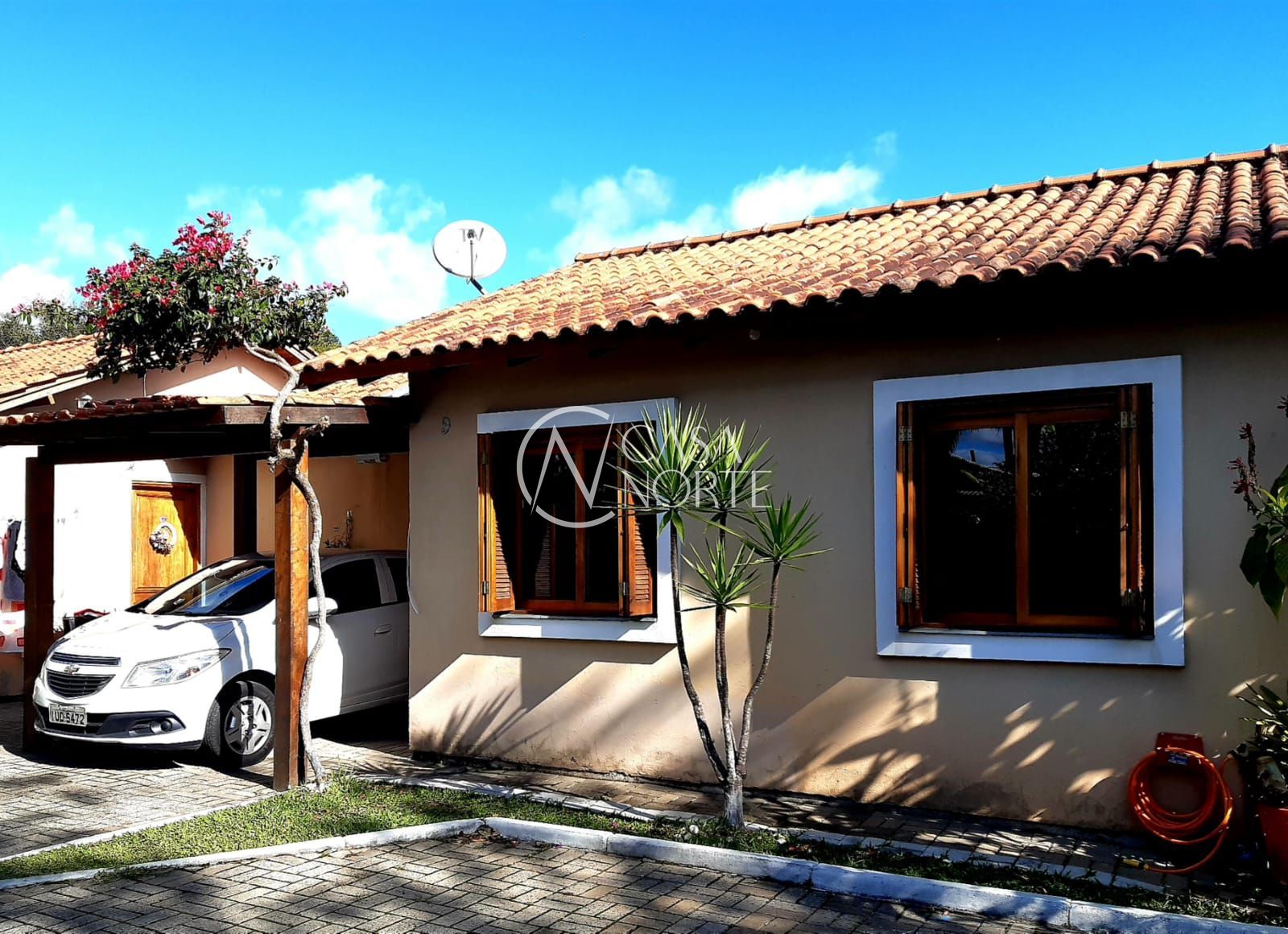 Casa de Condomínio à venda com 2 quartos, 47m², 1 vaga, Rua das Espatódeas no bairro Ponta Grossa em Porto Alegre