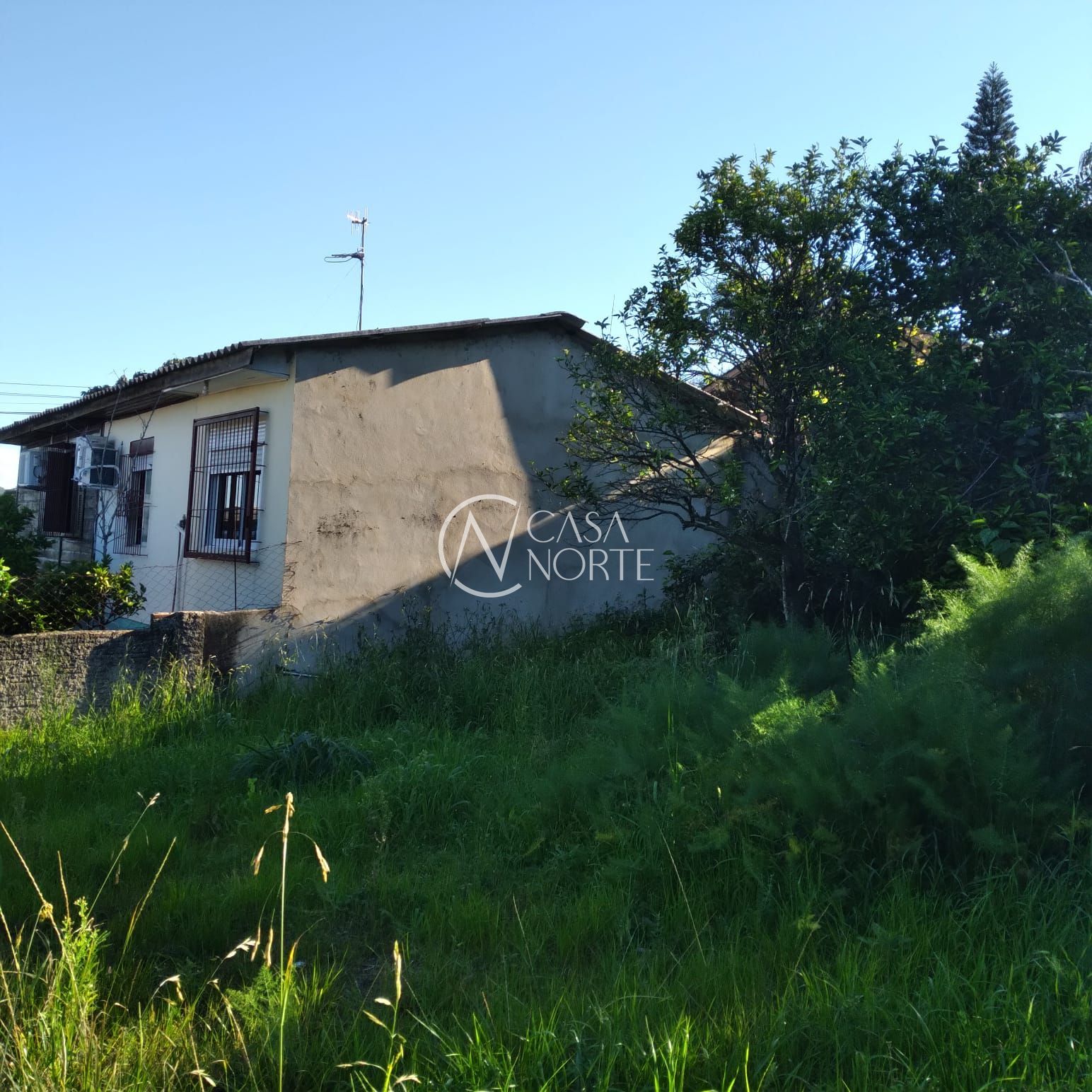 Terreno à venda  com 825m², Estrada Costa Gama no bairro Belém Velho em Porto Alegre