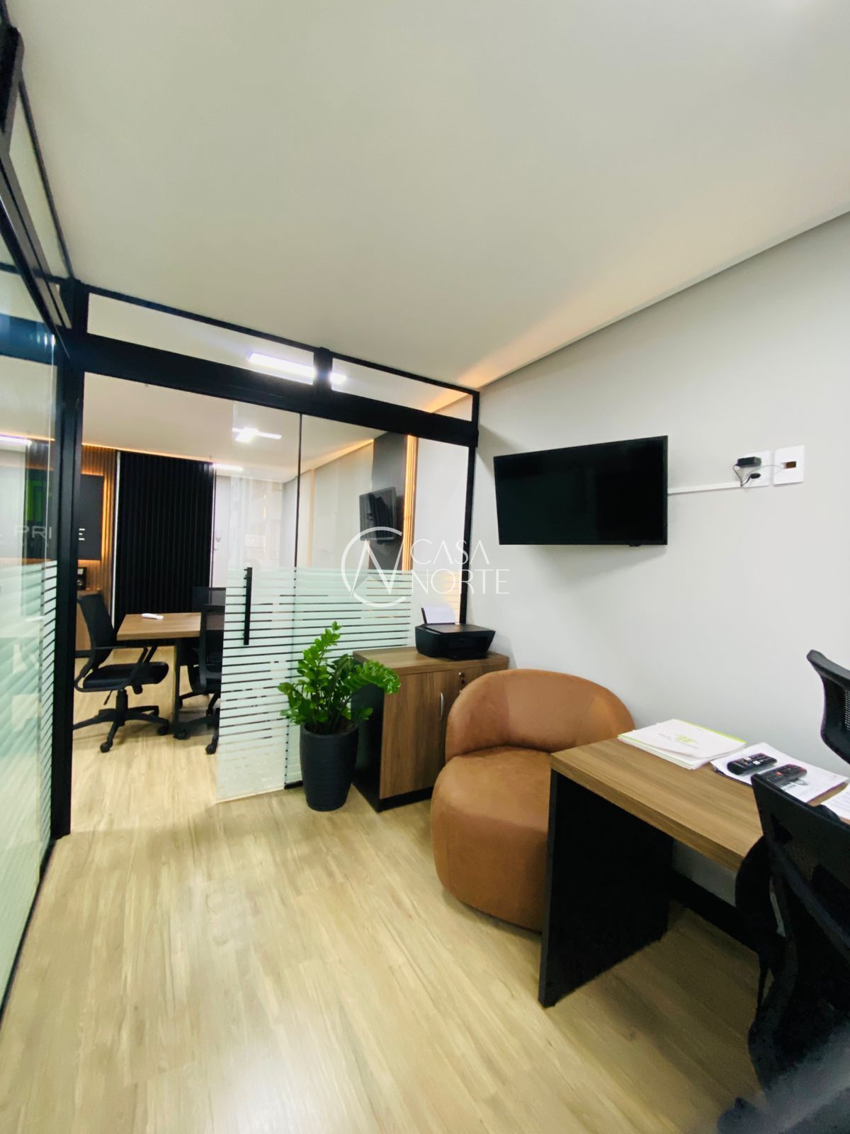 Sala Comercial à venda com 1 quarto, 42m², 1 vaga, Avenida Assis Brasil no bairro Cristo Redentor em Porto Alegre