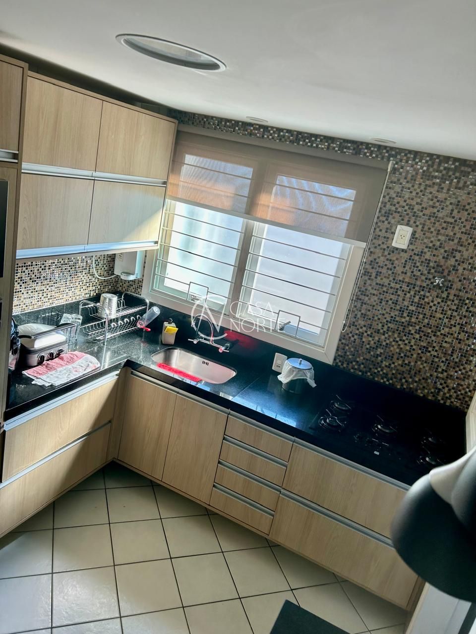 Apartamento à venda com 3 quartos, 102m², 1 suíte, 2 vagas, Avenida José Gertum no bairro Chácara das Pedras em Porto Alegre