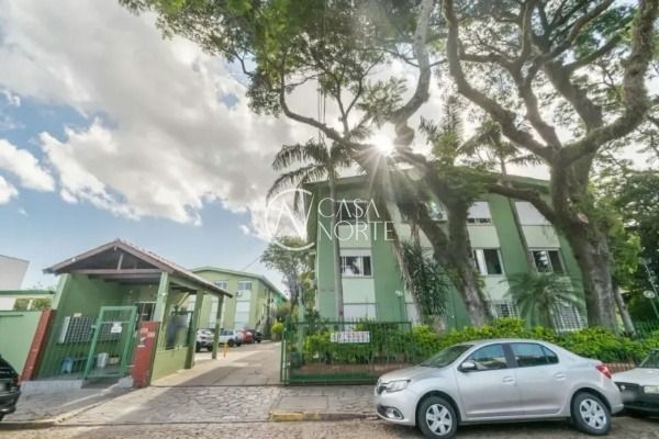 Apartamento à venda com 1 quarto, 46m², 1 vaga, Rua Victor Silva no bairro Camaquã em Porto Alegre