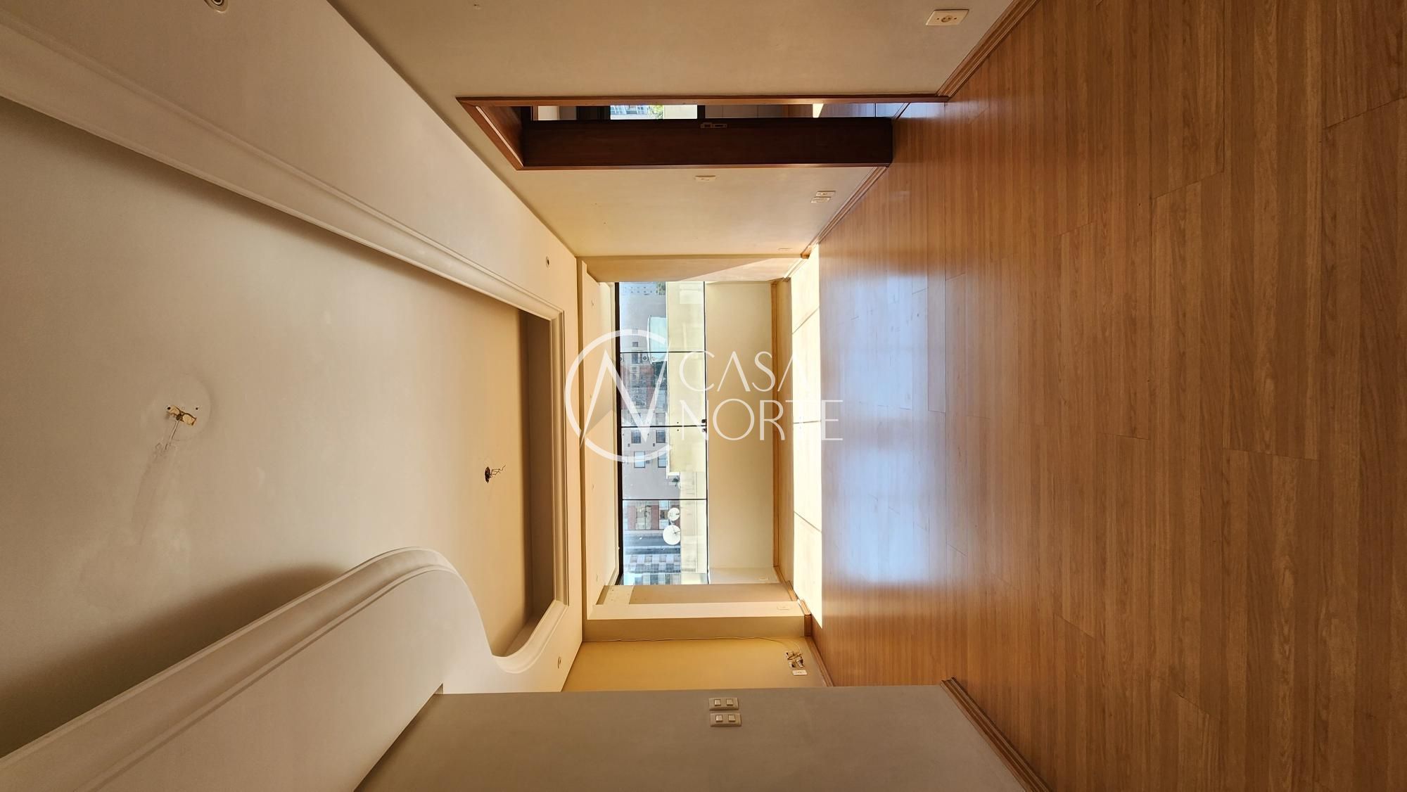 Apartamento à venda com 2 quartos, 102m², 1 suíte, 2 vagas, Rua Eça de Queiroz no bairro Petrópolis em Porto Alegre